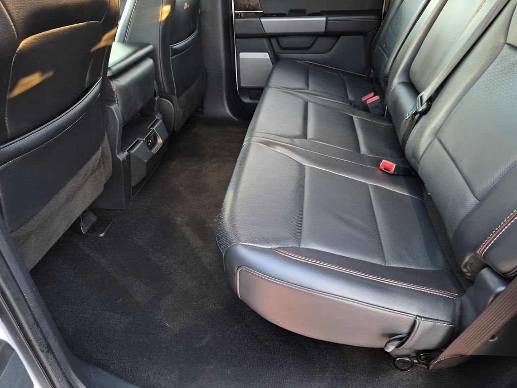 Used 2022 White Ford Lariat image 20