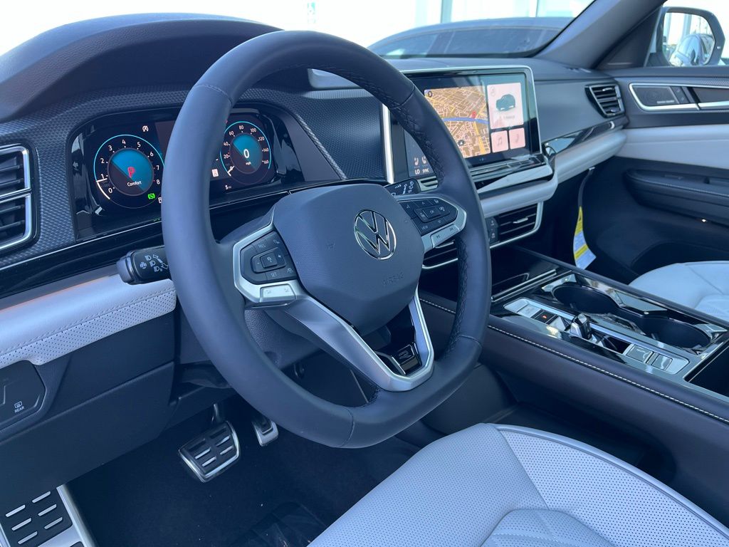 2025 Volkswagen Atlas SEL 9