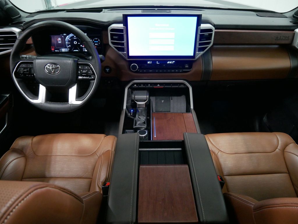 2025 Toyota Tundra 1794 Edition - Photo 20