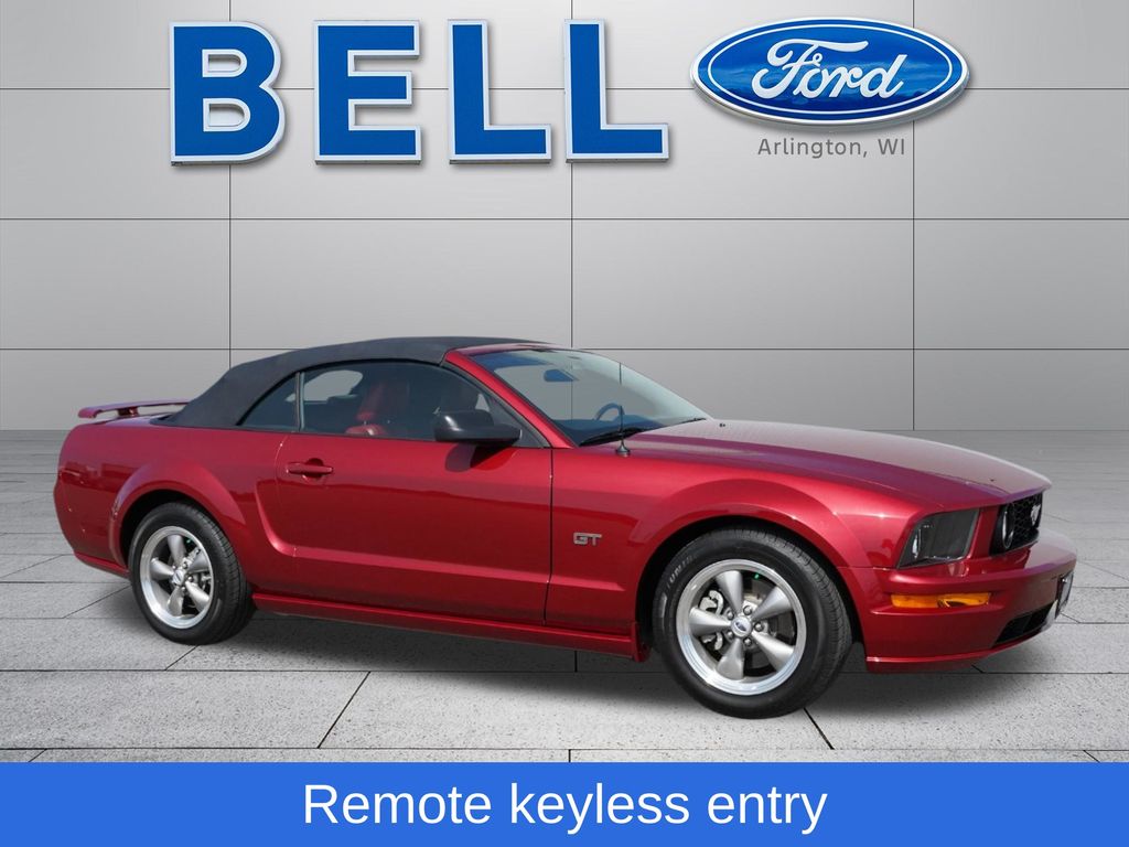 Redfire Clearcoat Metallic 2006 Ford Mustang GT Premium Convertible RWD Convertible Rear-Wheel Drive 5-Speed Automatic