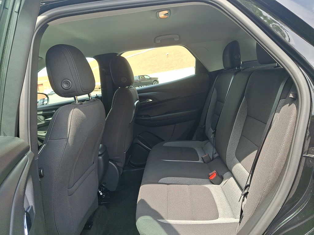 Thumbnail: 2021 Chevrolet TrailBlazer - 10