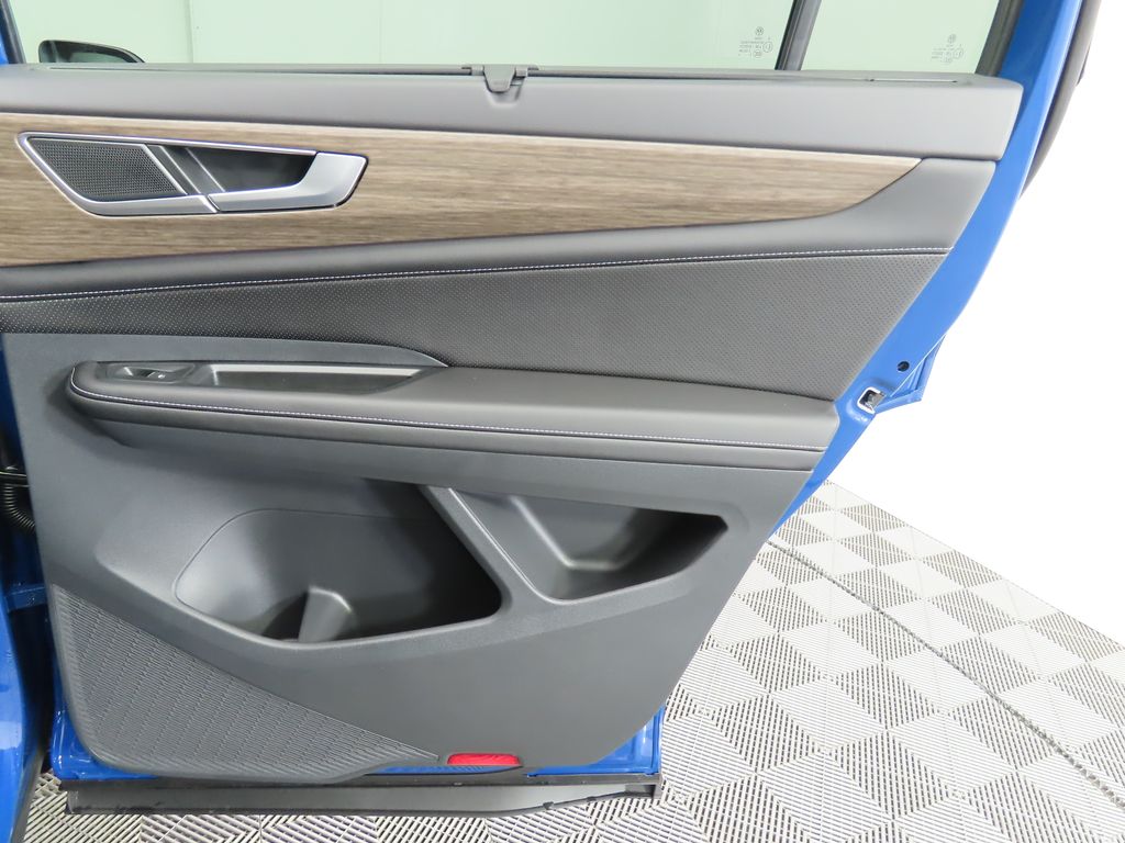 Thumbnail: 2026 Volkswagen Atlas - 27