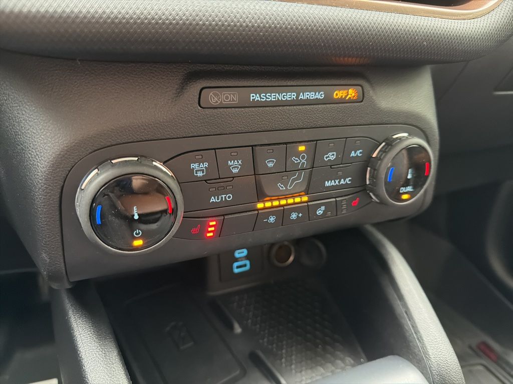 Thumbnail: 2022 Ford Bronco Sport - 31