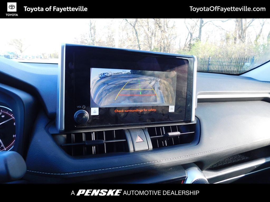 Thumbnail: 2025 Toyota RAV4 - 10