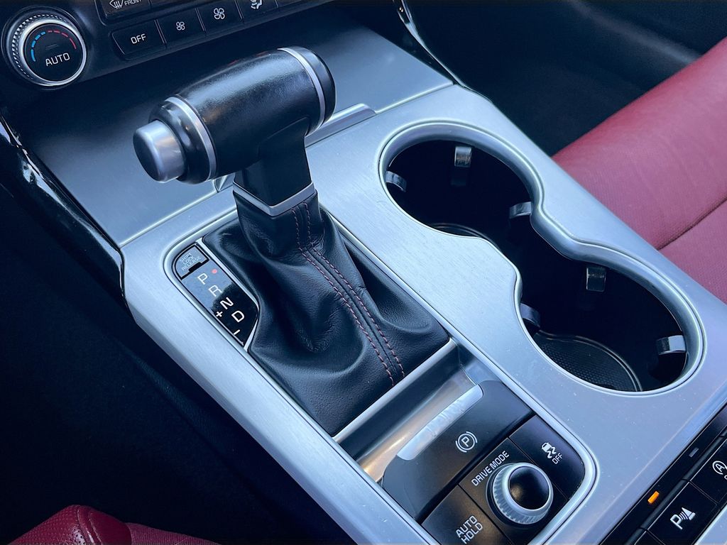 Used 2018 Black Kia GT1 image 17