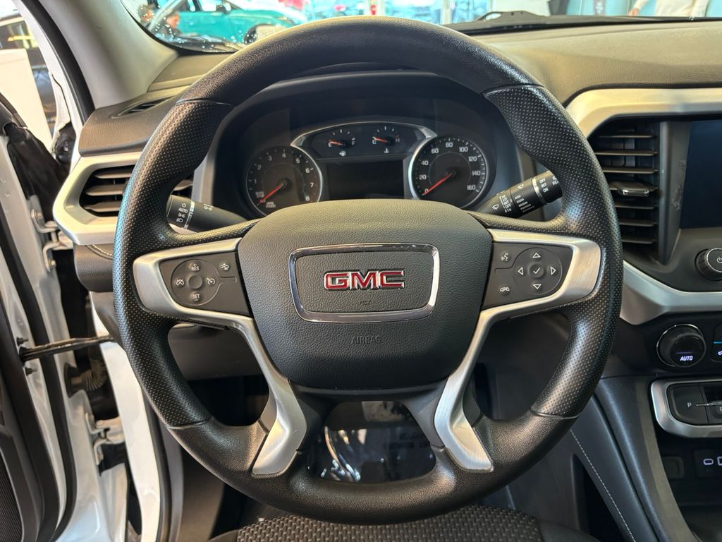 2022 GMC Acadia SLE