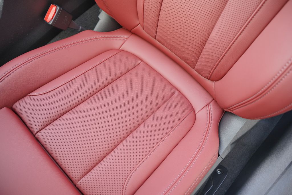 Thumbnail: 2026 BMW 4 Series - 12