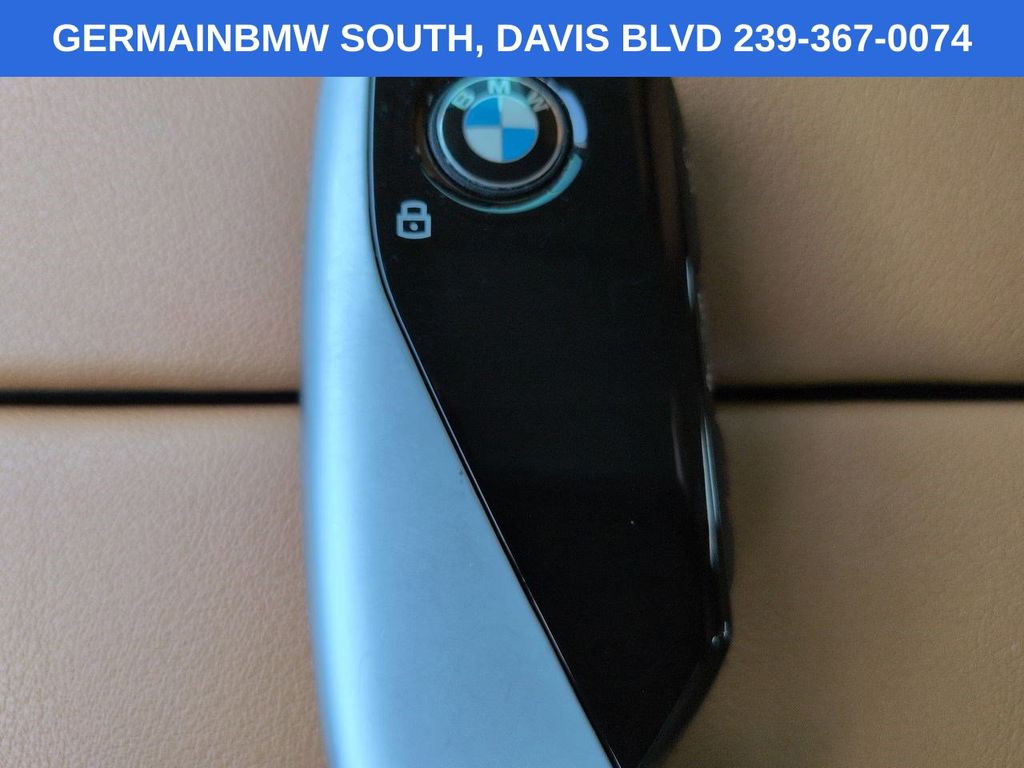 Certified Used 2024 Red BMW xDrive40i image 33