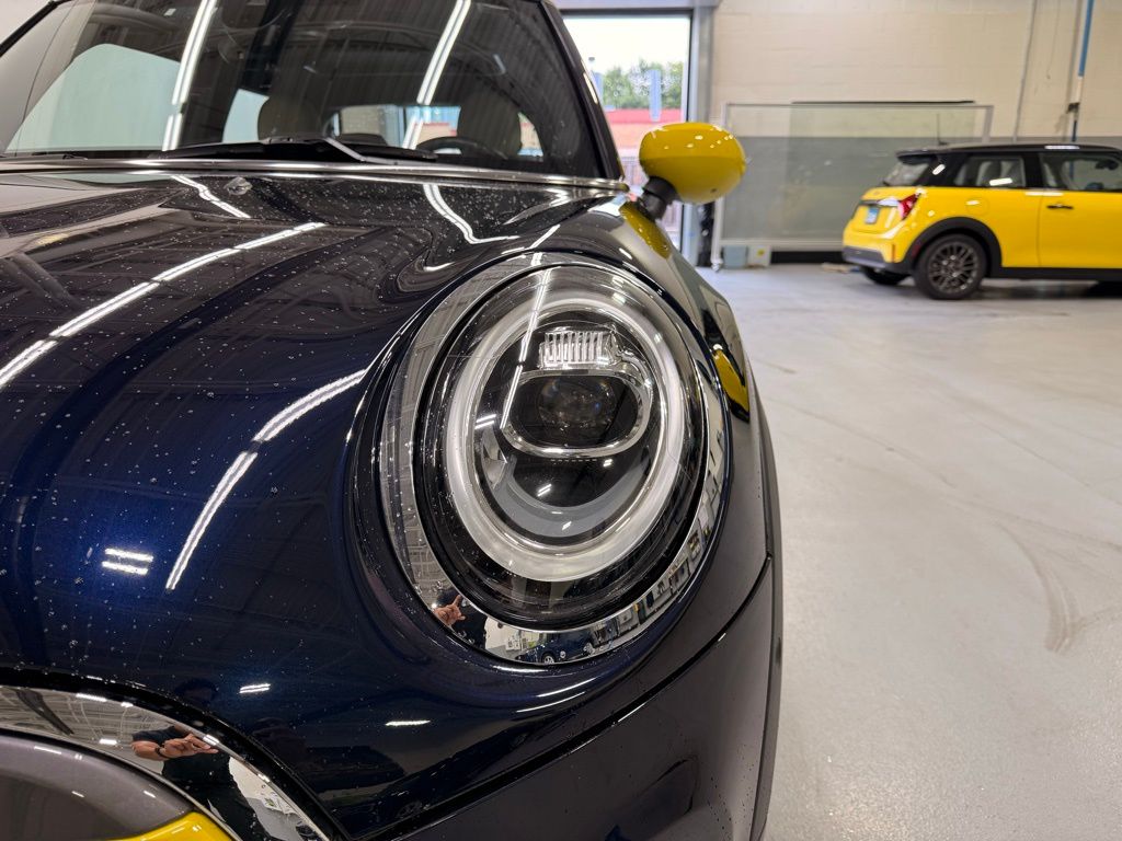 Thumbnail: 2020 MINI Cooper - 9
