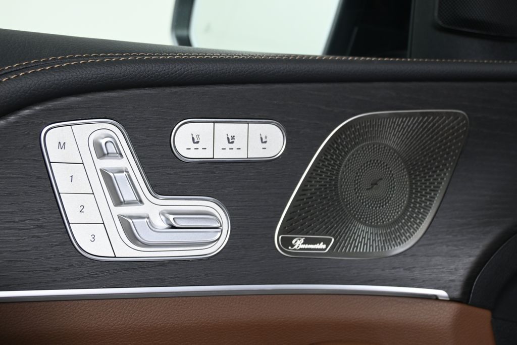 Thumbnail: 2026 Mercedes-Benz GLE - 25