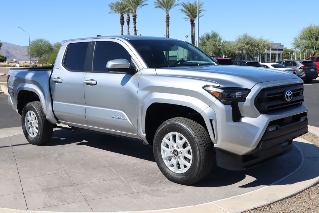 Thumbnail: 2025 Toyota Tacoma - 3