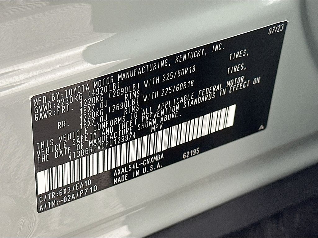 Thumbnail: 2023 Toyota RAV4 - 32