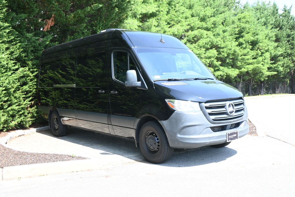Thumbnail: 2024 Mercedes-Benz Sprinter - 9