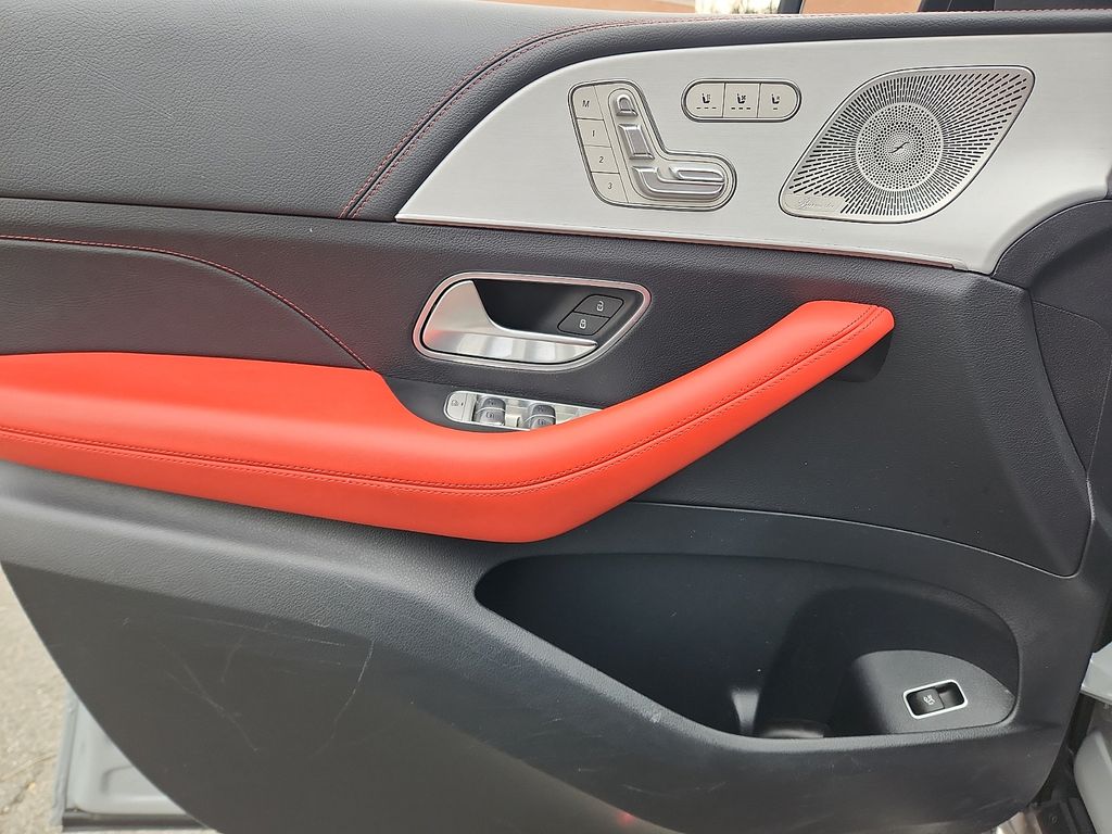 Thumbnail: 2024 Mercedes-Benz GLE - 12