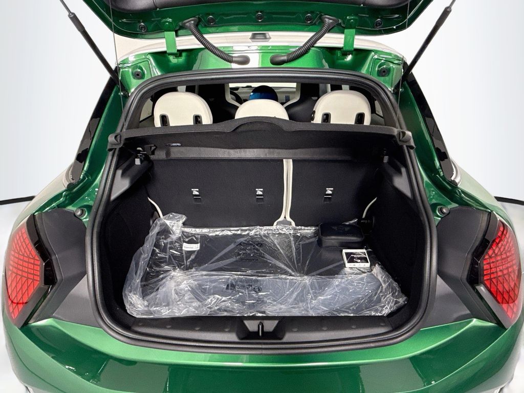 Thumbnail: 2026 MINI Cooper - 28