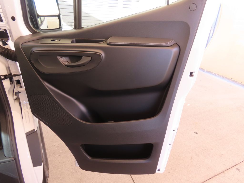 Thumbnail: 2026 Mercedes-Benz Sprinter - 26