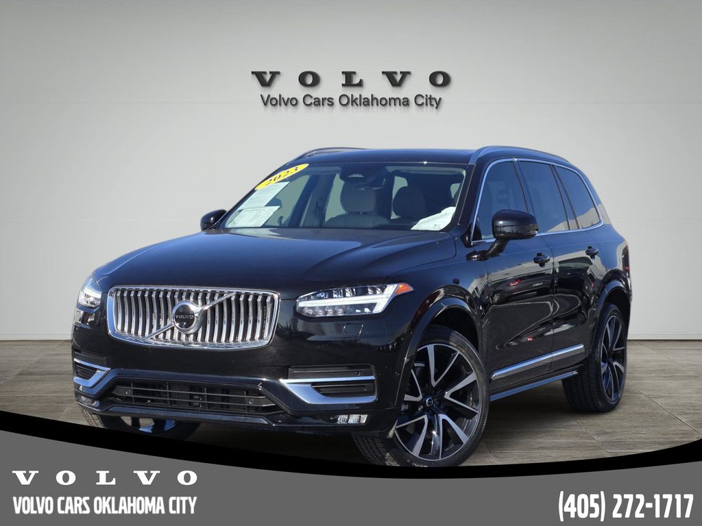 2023 Volvo XC90 Plus's photo