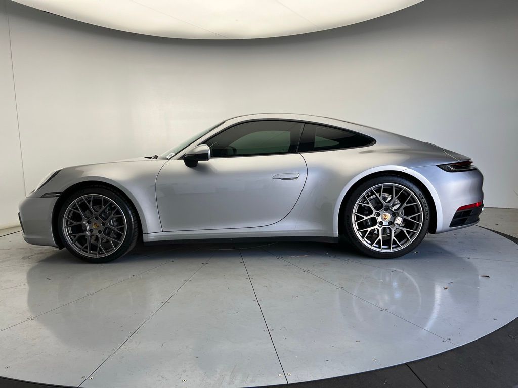 Thumbnail: 2020 Porsche 911 - 2