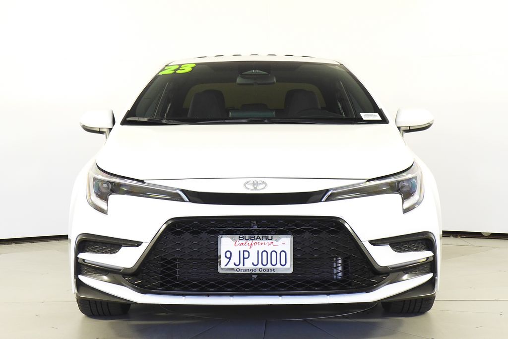 2023 Toyota Corolla SE 3