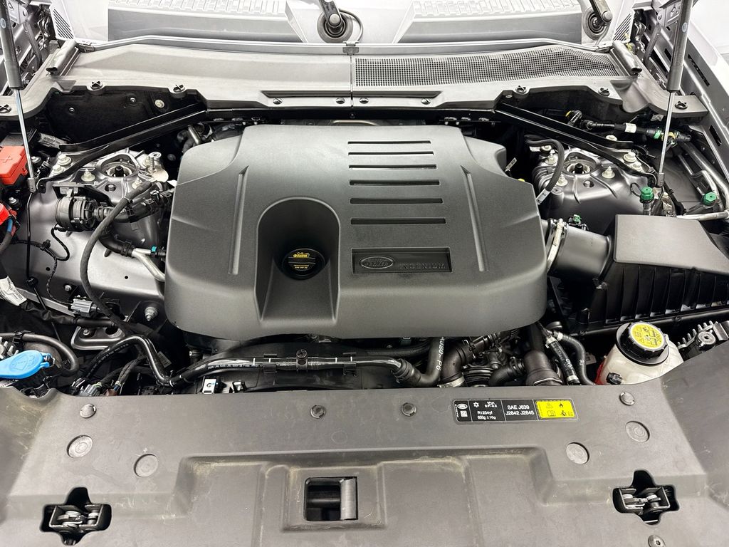 Thumbnail: 2023 Land Rover Defender - 28