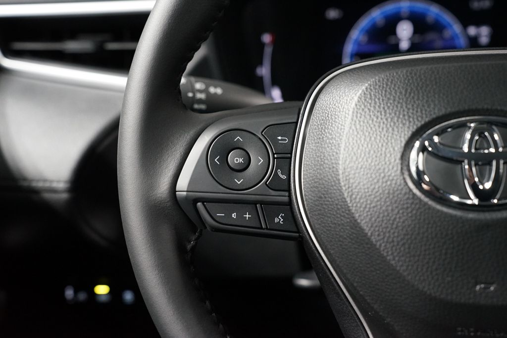 Thumbnail: 2026 Toyota Corolla Cross - 14