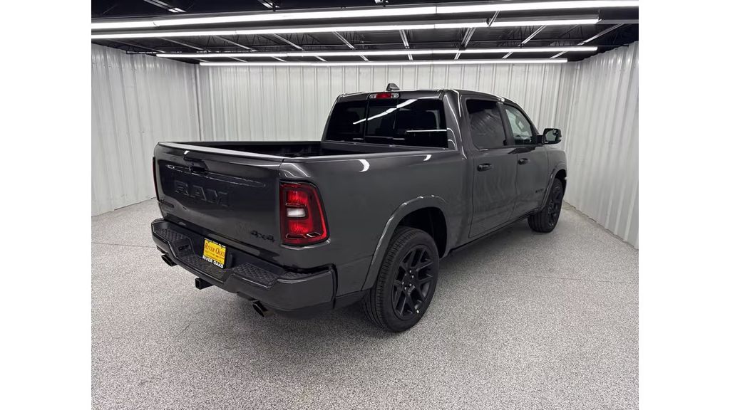 2026 Ram 1500 Laramie - 3