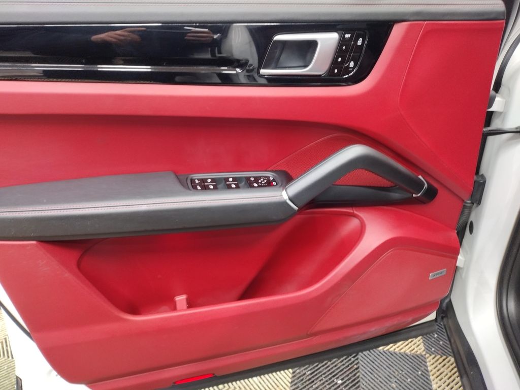 2019 Porsche Cayenne S