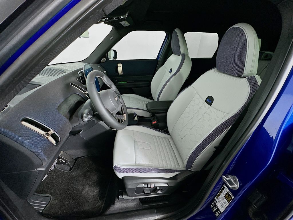 Thumbnail: 2025 MINI Cooper Countryman - 16