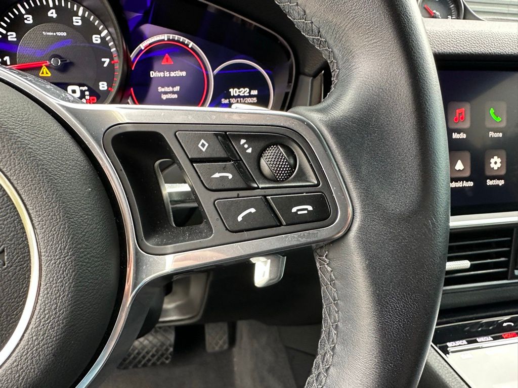 Thumbnail: 2023 Porsche Cayenne - 15