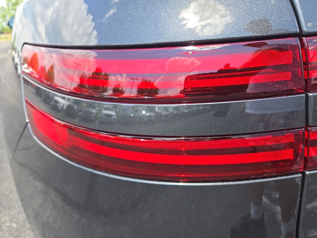 Thumbnail: 2026 Genesis GV70 - 10