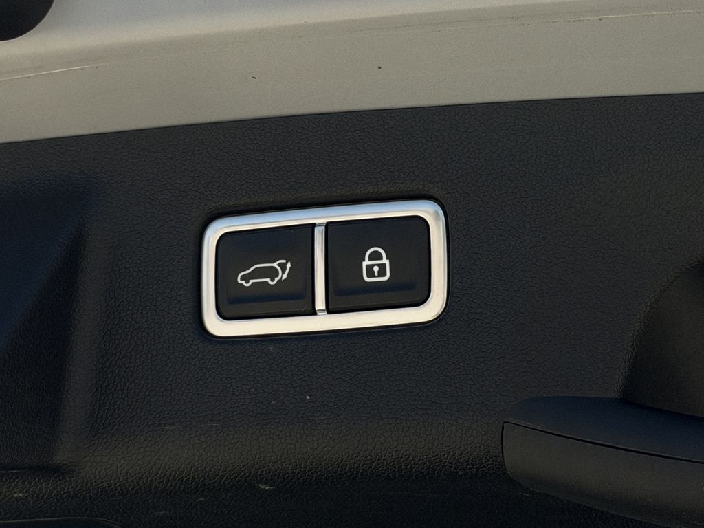 Used 2023 Kia Sorento SUV