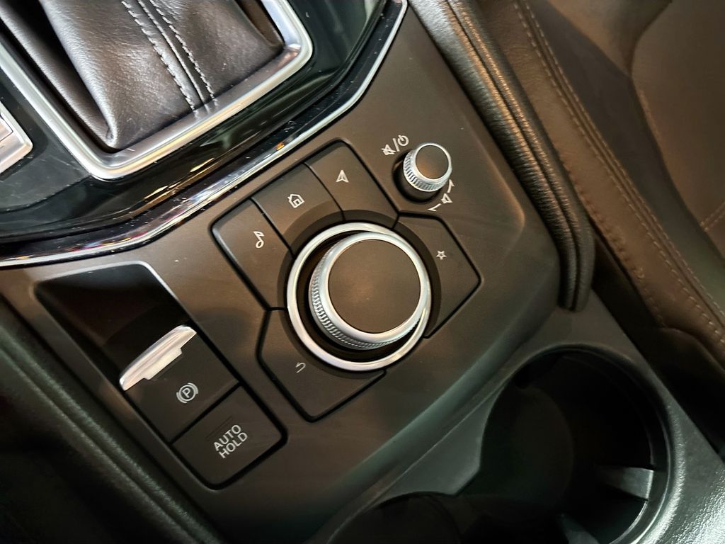 2022 Mazda CX-5 2.5 S Preferred Package