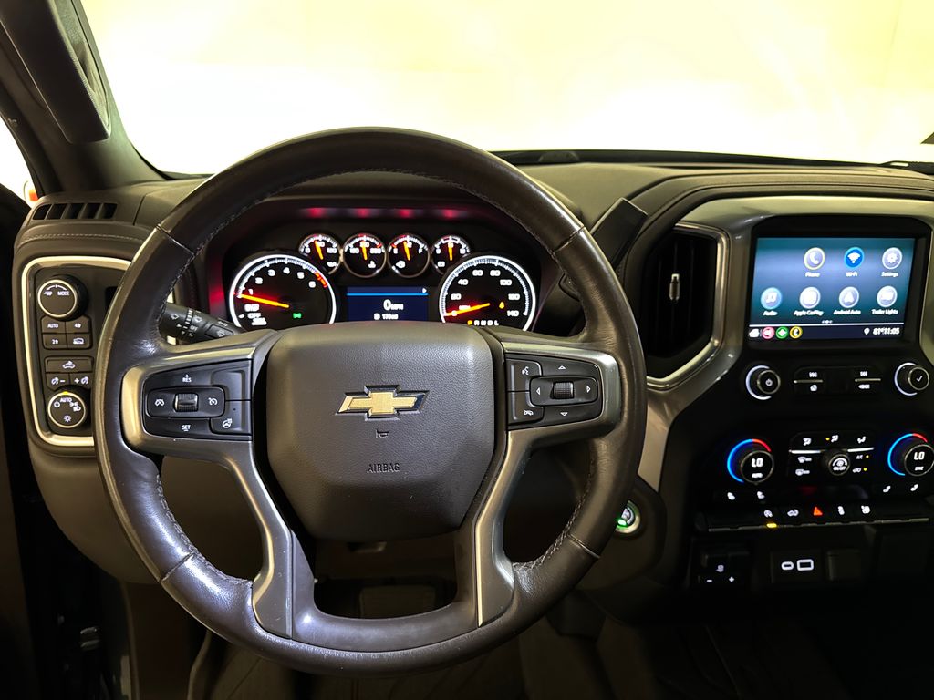 2021 Shadow Gray Metallic Chevrolet Silverado 1500 LT 4X4 Truck