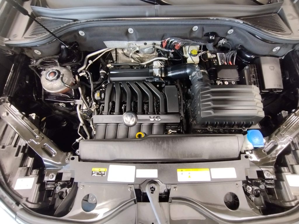 2022 Volkswagen Atlas Cross Sport 3.6L V6 SE w/Technology