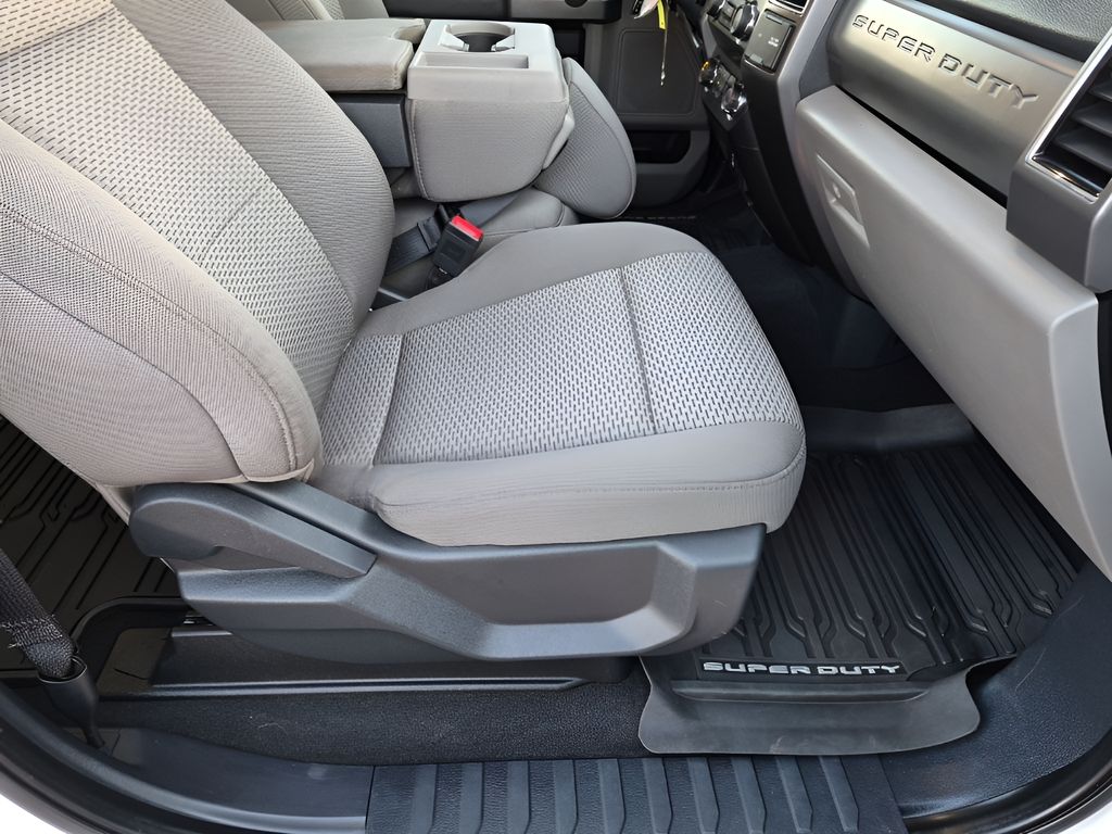 Used Car 2022 Ford F-250sd  Xlt For Sale Under $50,000 In Austin, Texas