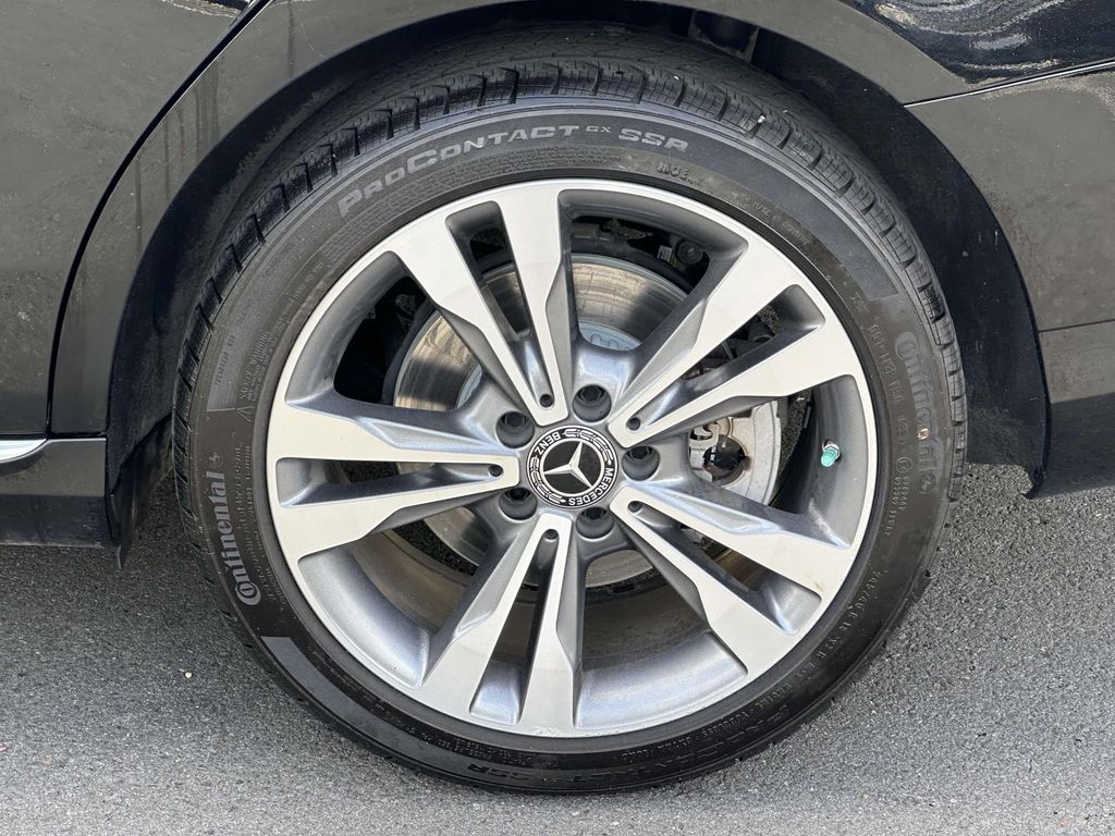 2021 Mercedes-Benz C-Class C 300 7
