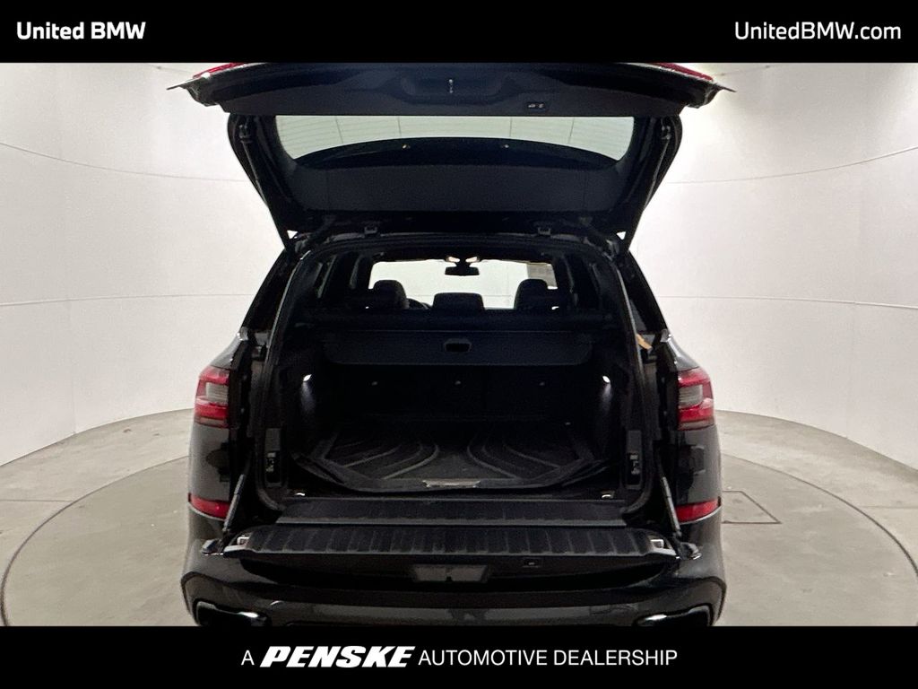 Thumbnail: 2021 BMW X5 - 22