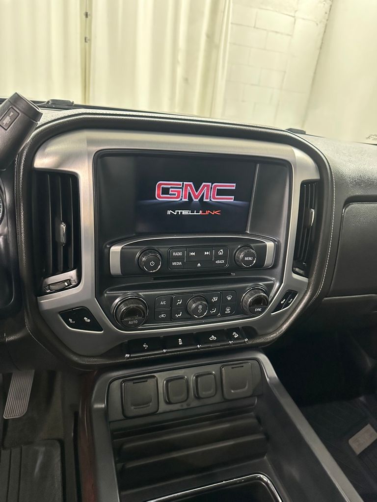 used 2018 GMC Sierra 1500 car, priced at $27,985