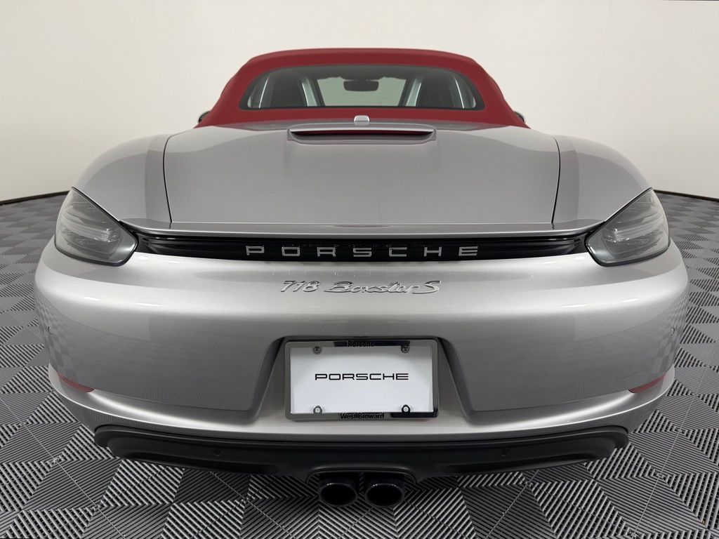 Thumbnail: 2025 Porsche 718 Boxster - 16