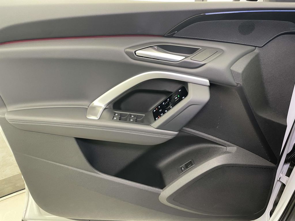 2025 Audi Q5 2.0T Premium White at Audi Porsche Sewickley