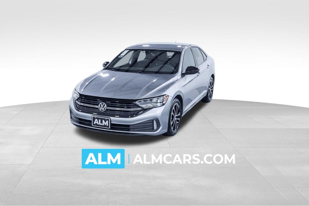 Silver 2024 Volkswagen Jetta Sedan Front-Wheel Drive 8-Speed Automatic