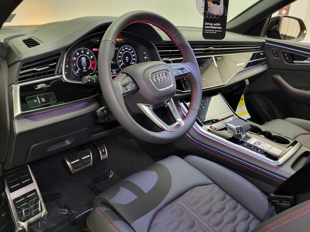 Thumbnail: 2026 Audi RS Q8 - 29