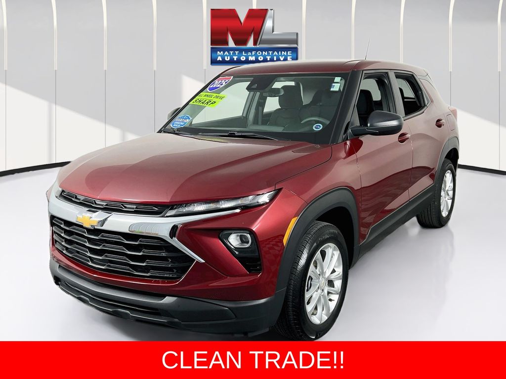 Red (Crimson) 2025 Chevrolet Trailblazer SUV / Crossover Four-Wheel Drive 9-Speed Automatic