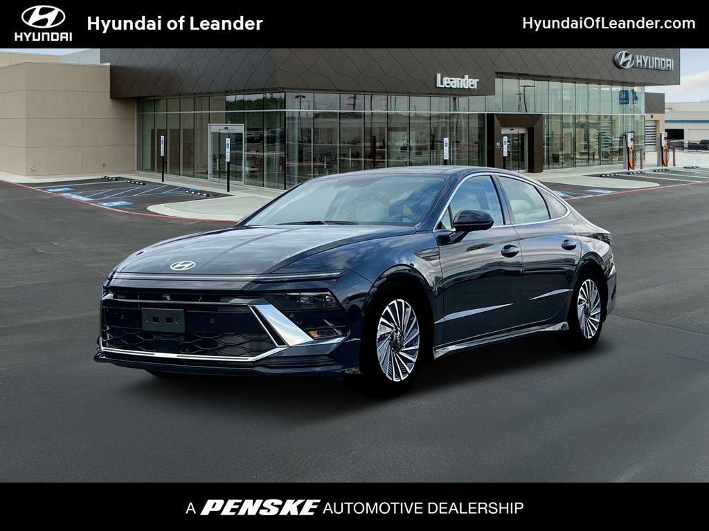 2025 Hyundai Sonata Hybrid Limited FWD