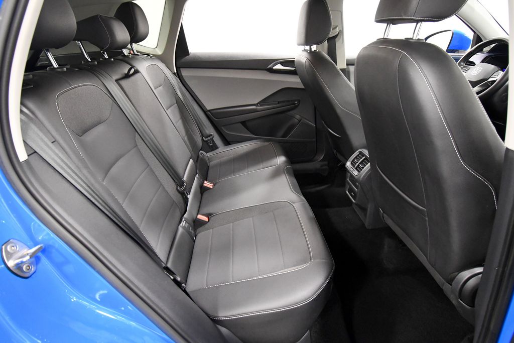 Used 2023 Volkswagen Taos SUV