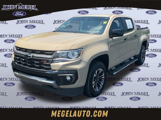 Sand Dune Metallic 2022 Chevrolet Colorado Pickup Truck Four-Wheel Drive 8-Speed Automatic