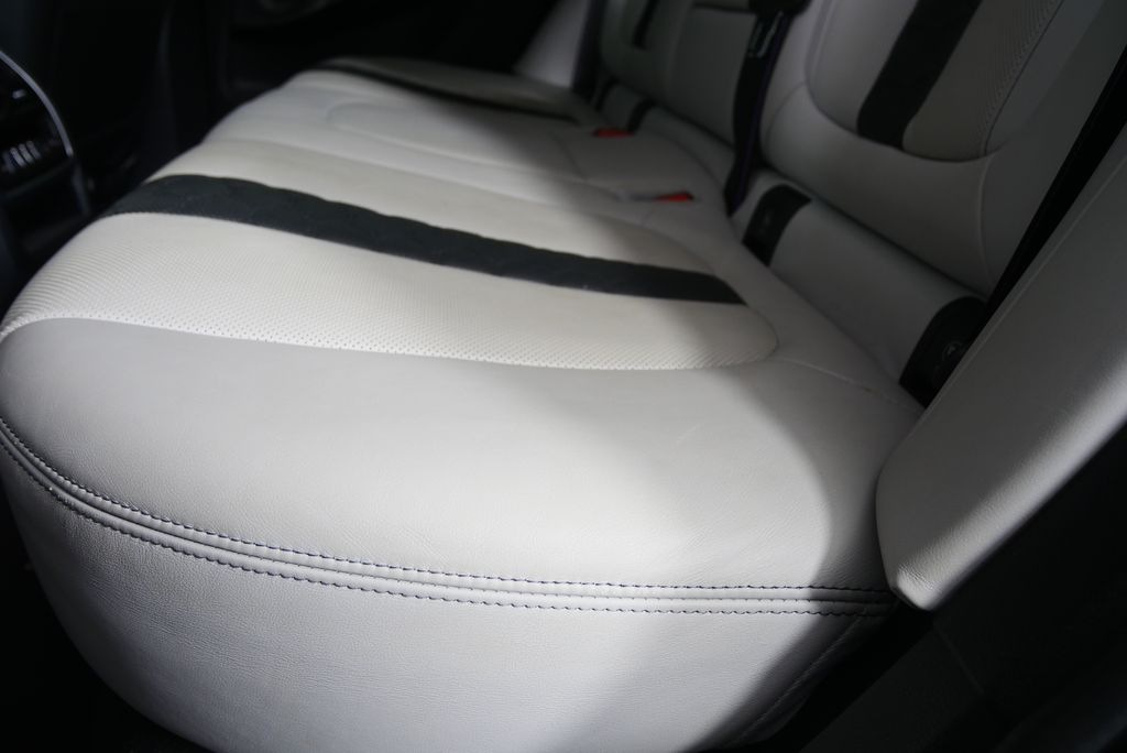 Thumbnail: 2022 BMW X5 - 16