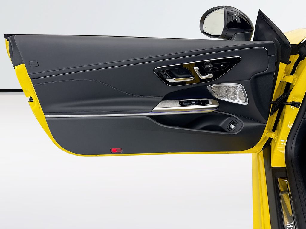 Thumbnail: 2026 Mercedes-Benz CLE - 22