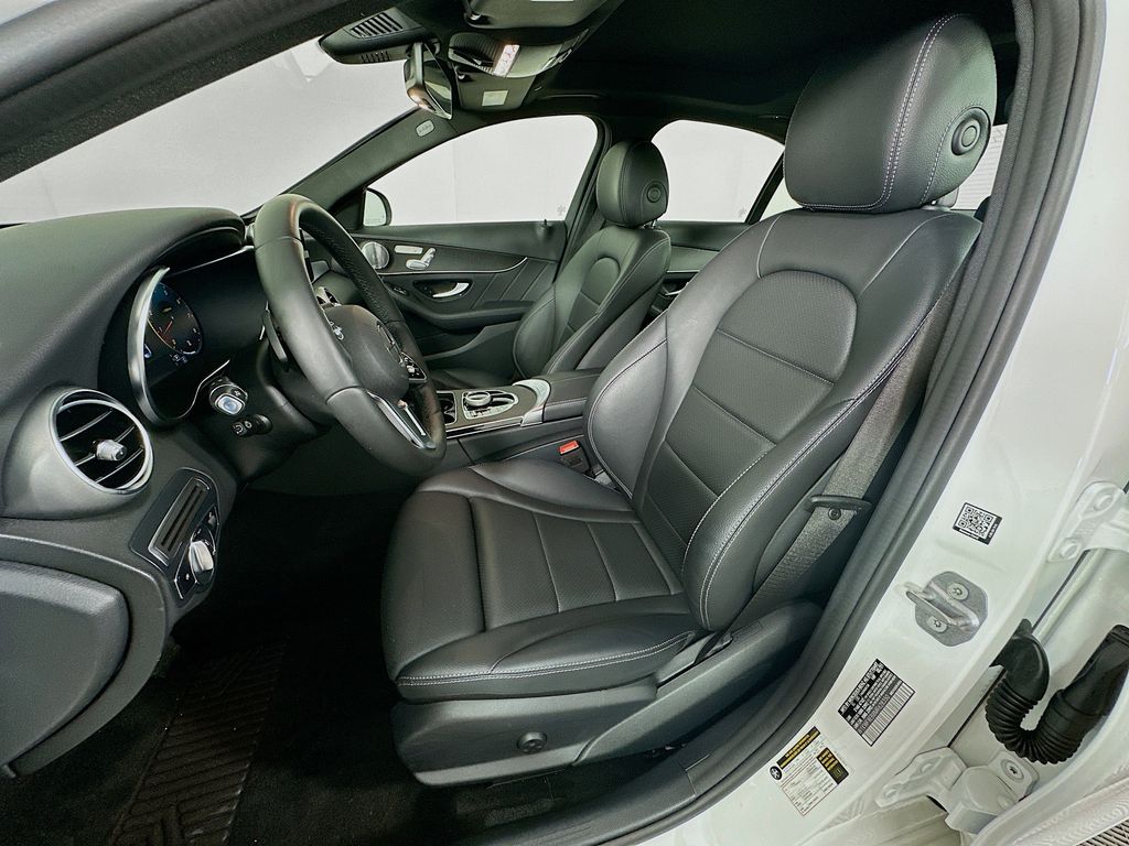 Thumbnail: 2021 Mercedes-Benz C-Class - 20