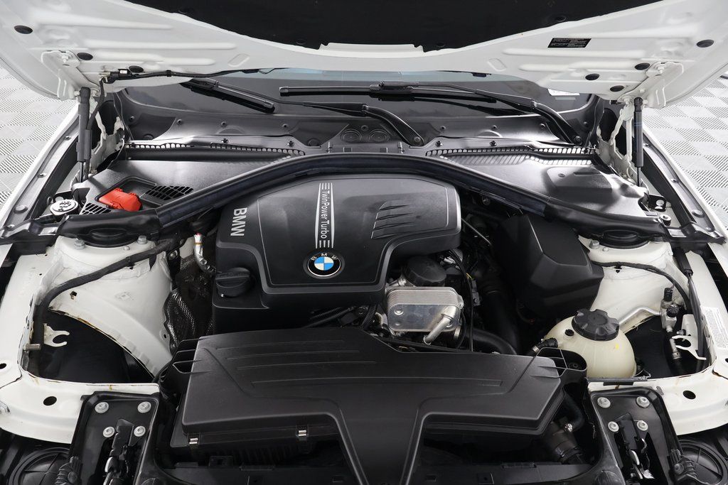 Thumbnail: 2014 BMW 3 Series - 15